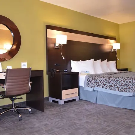 Days Inn By Wyndham Carlsbad Extérieur photo