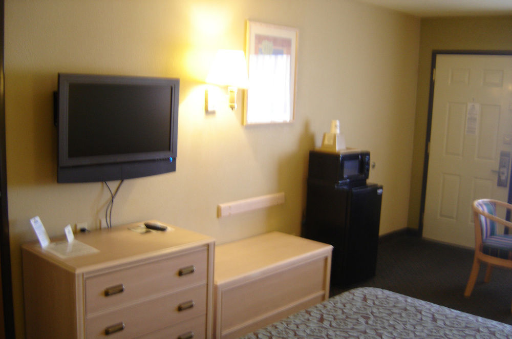Hotel Days By Wyndham Carlsbad